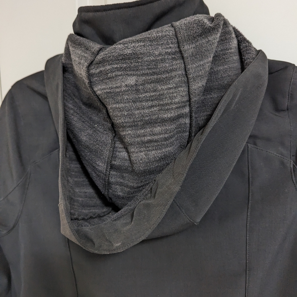 True North Soft Shell Jacket - Picture 2 of 11